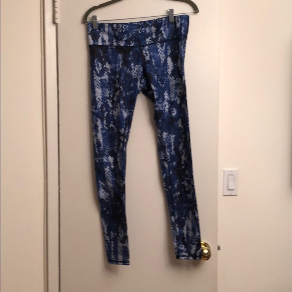 Alo workout leggings